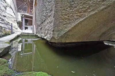 Ishi no Hoden megalit