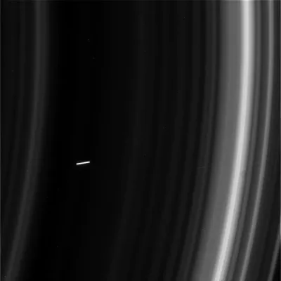 Misteriozni objekat u Saturnovim prstenovima